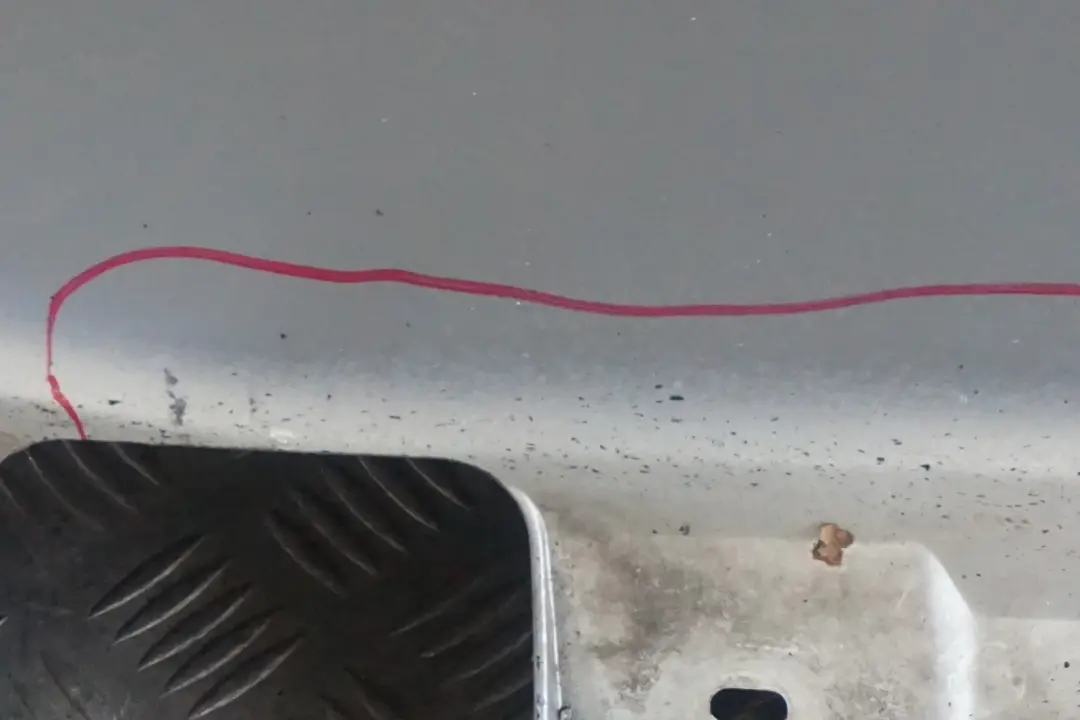 Próg listwa progowa nakładka lewa do BMW 7 E65 o numerze 0140037 BMW 7 E65 Próg listwa progowa nakładka lewa - SKU 0140037-TS1 - Numer Części 0140037