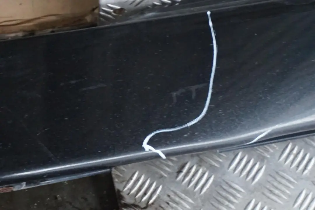 Próg listwa progowa nakładka prawa do BMW 7 E65 o numerze 0140038 BMW 7 E65 Próg listwa progowa nakładka prawa - SKU 0140038-BS1 - Numer Części 0140038