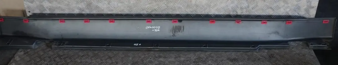 Próg listwa progowa nakładka prawa do BMW 7 E65 o numerze 0140038 BMW 7 E65 Próg listwa progowa nakładka prawa - SKU 0140038-TGR - Numer Części 0140038