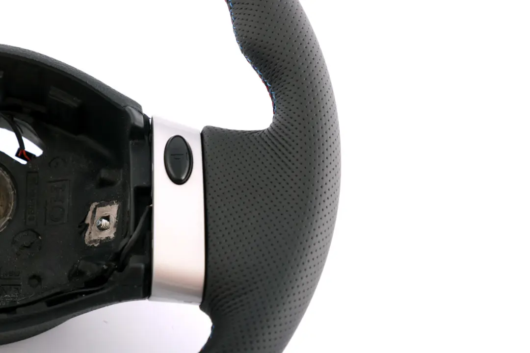 NUEVO volante De cuero negro 2 radios Trim para Mini Cooper R50 R52 Cooper con número de pieza 0146479 Mini Cooper R50 R52 Cooper NUEVO volante De cuero negro 2 radios Trim - SKU 0146479-2 - Número de pieza 0146479