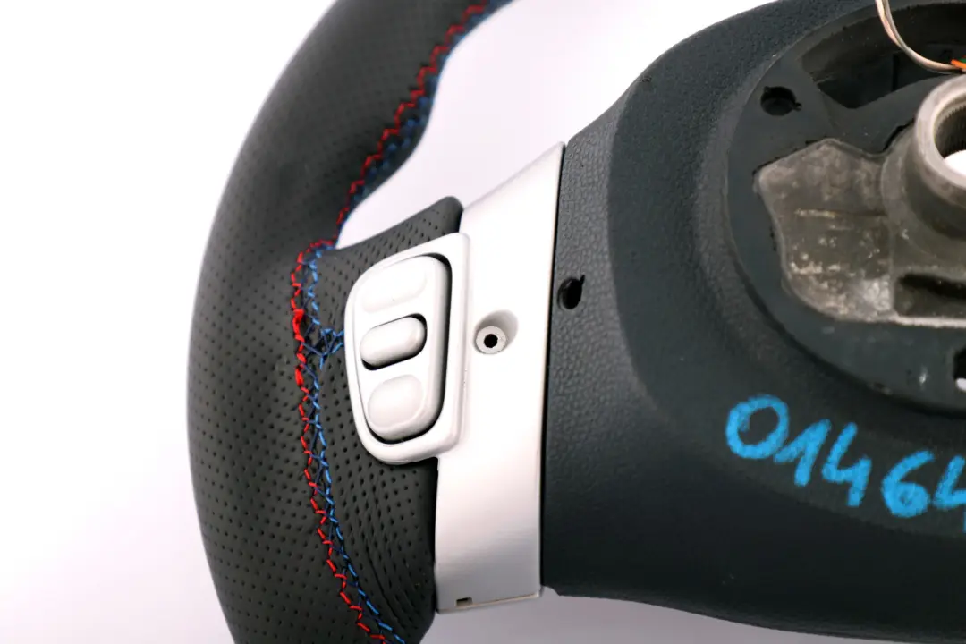 Mini Cooper R50 R52 NEW Black Leather Steering Wheel Multifunctional - SKU 0146480 - Part number 0146480