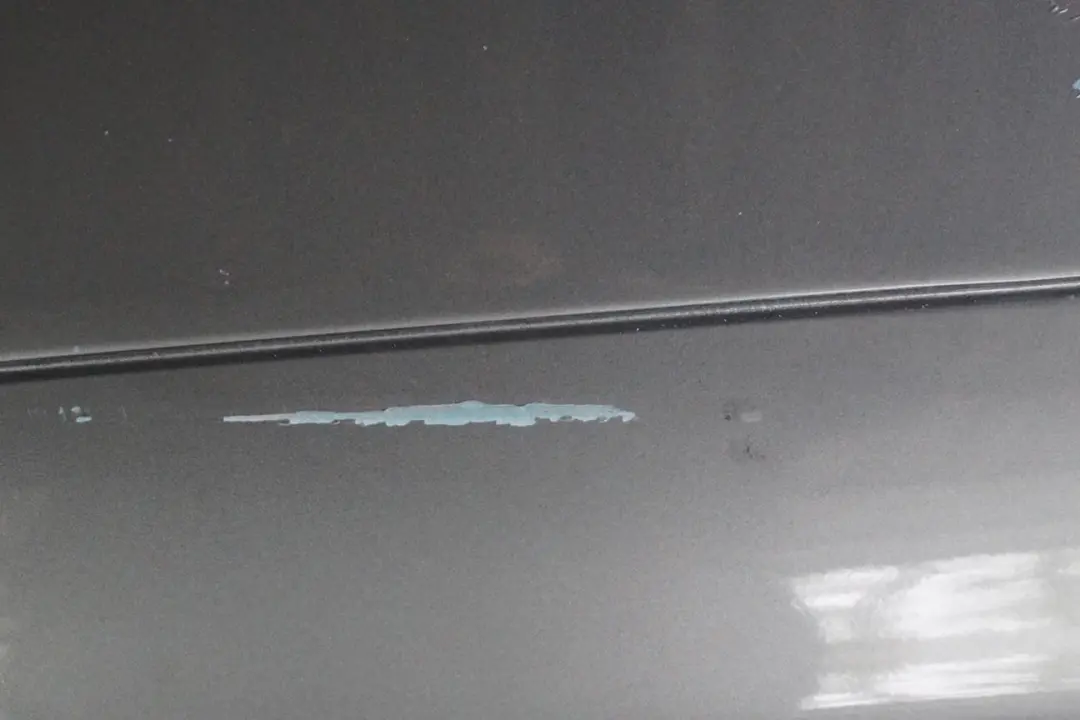 Bumper PDC Silbergrau Grey Metallic - A08 to BMW 5 Series E60 2 Saloon Rear with Part number 0149318 BMW 5 Series E60 2 Saloon Rear Bumper PDC Silbergrau Grey Metallic - A08 - SKU 0149318-SBG2 - Part number 0149318