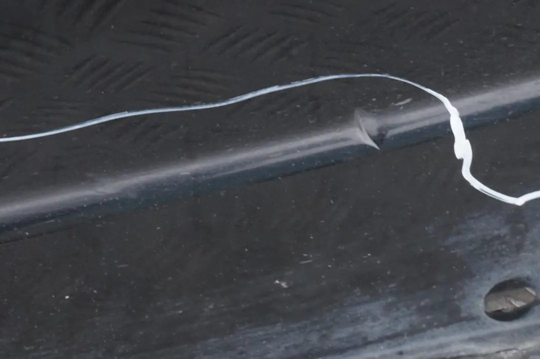 Türschweller Seitenverkleidung links Schwarz Saphir Metallic für BMW E60 E61 mit Teilenummer 150277 BMW E60 E61 Türschweller Seitenverkleidung links Schwarz Saphir Metallic - SKU 0150277-BS1 - Teilenummer 150277