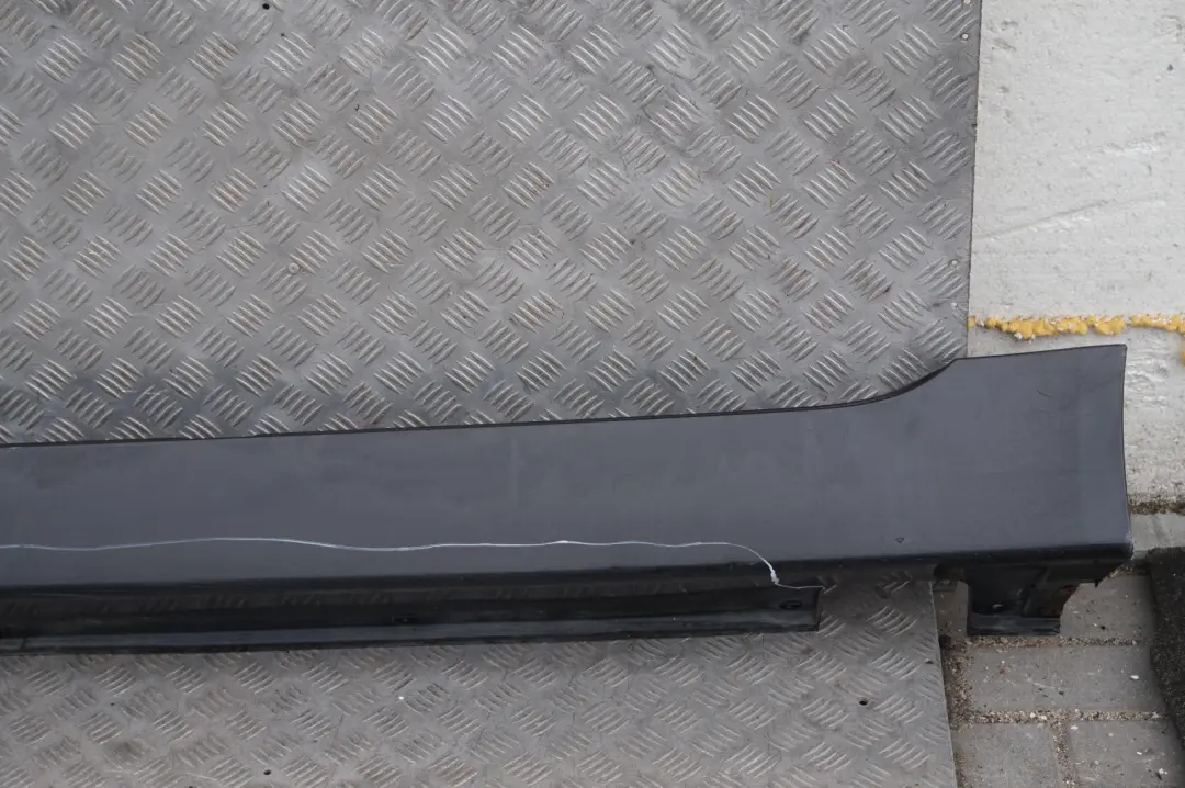 BMW E60 E61 Seuil de Porte Jupe Latérale Gauche Noir Saphir Métallique - SKU 0150277-BS1 - Numéro de pièce 150277