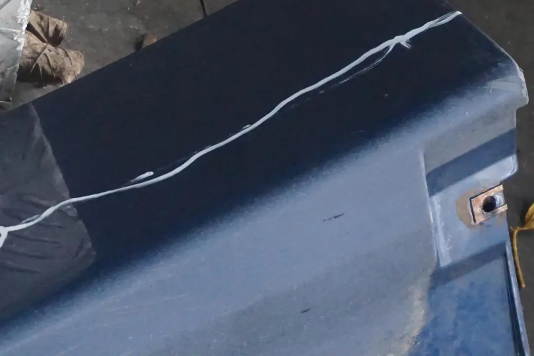 Schwellerleiste Blende Schweller rechts Mysticblau Blau A07 für BMW 5 er E60 E61 mit Teilenummer 150278 BMW 5 er E60 E61 Schwellerleiste Blende Schweller rechts Mysticblau Blau A07 - SKU 0150278-MYS - Teilenummer 150278