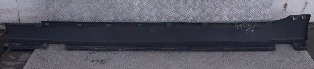 Puerta Sill Side Cover Faldon Derecho Orientblau Azul 317 para BMW E60 E61 1 con número de pieza 150278 BMW E60 E61 1 Puerta Sill Side Cover Faldon Derecho Orientblau Azul 317 - SKU 0150278-OB1 - Número de pieza 150278