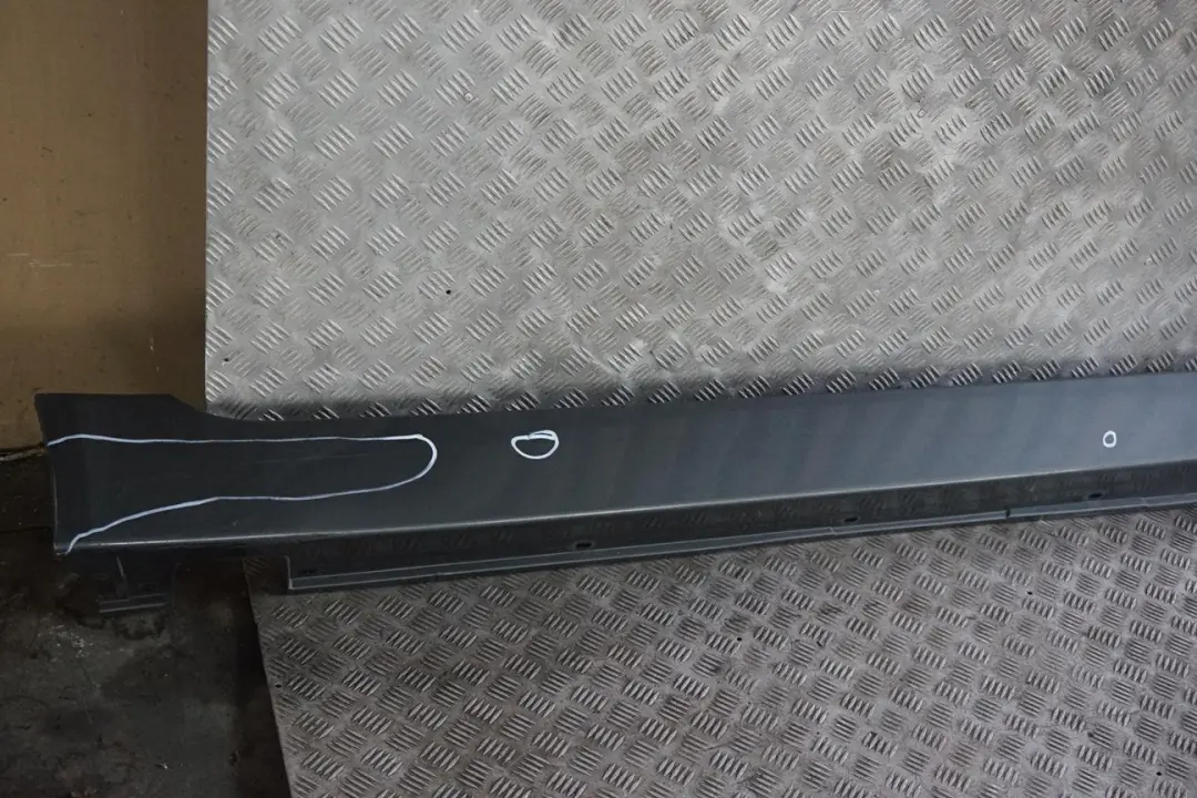 Door Sill Side Cover Skirt Right O/S Titangrau II Grey - A36 to BMW 5 E60 E61 1 with Part number 0150278 BMW 5 E60 E61 1 Door Sill Side Cover Skirt Right O/S Titangrau II Grey - A36 - SKU 0150278-TGR1 - Part number 0150278