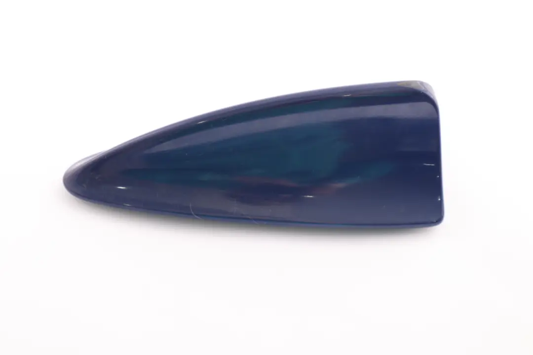 Rekin obudowa anteny Interlagos blau do BMW E60 o numerze 6938757 BMW E60 Rekin obudowa anteny Interlagos blau - SKU 0301273-INT - Numer Części 6938757