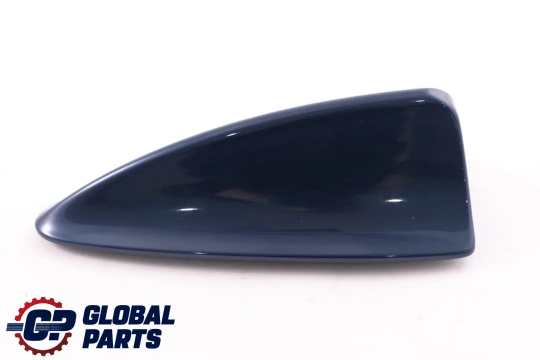 Boitier vide pour l'aileron de requin l'antenne Mysticblau Blue pour BMW E60 à propos du numéro de pièce 0301273 BMW E60 Boitier vide pour l'aileron de requin l'antenne Mysticblau Blue - SKU 0301273-MYS - Numéro de pièce 0301273