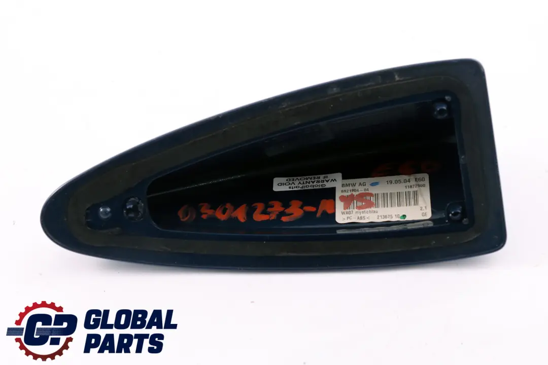Boitier vide pour l'aileron de requin l'antenne Mysticblau Blue pour BMW E60 à propos du numéro de pièce 0301273 BMW E60 Boitier vide pour l'aileron de requin l'antenne Mysticblau Blue - SKU 0301273-MYS - Numéro de pièce 0301273