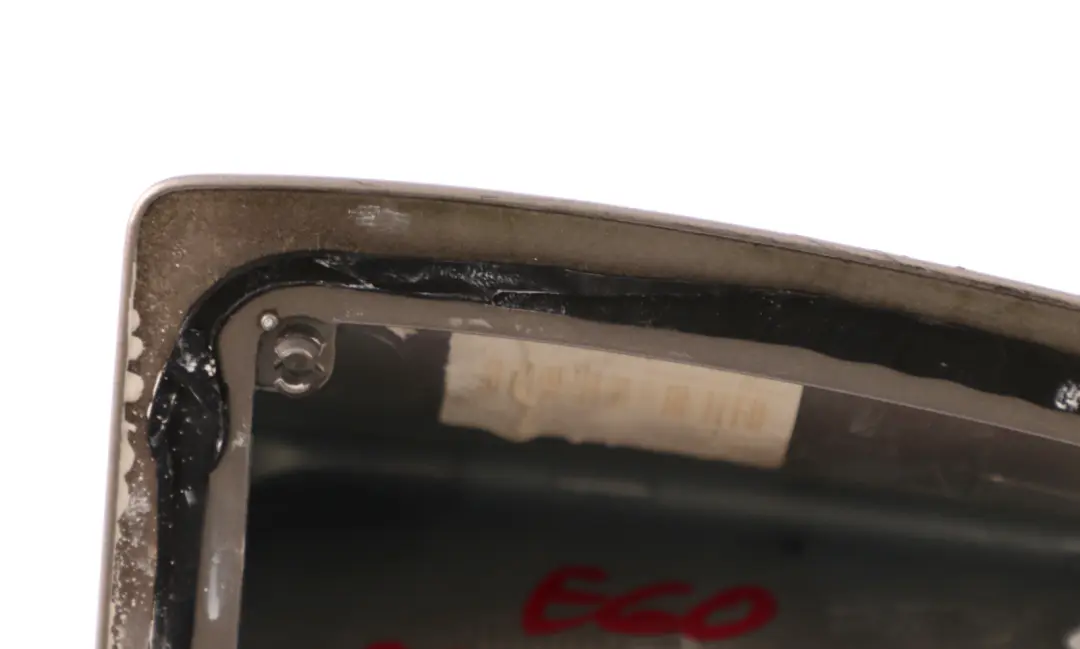 Boitier vide pour antenne de toit - Platine bronze - Platine bronze pour BMW E60 - à propos du numéro de pièce 0301273 BMW E60 - Boitier vide pour antenne de toit - Platine bronze - Platine bronze - SKU 0301273-PB - Numéro de pièce 0301273