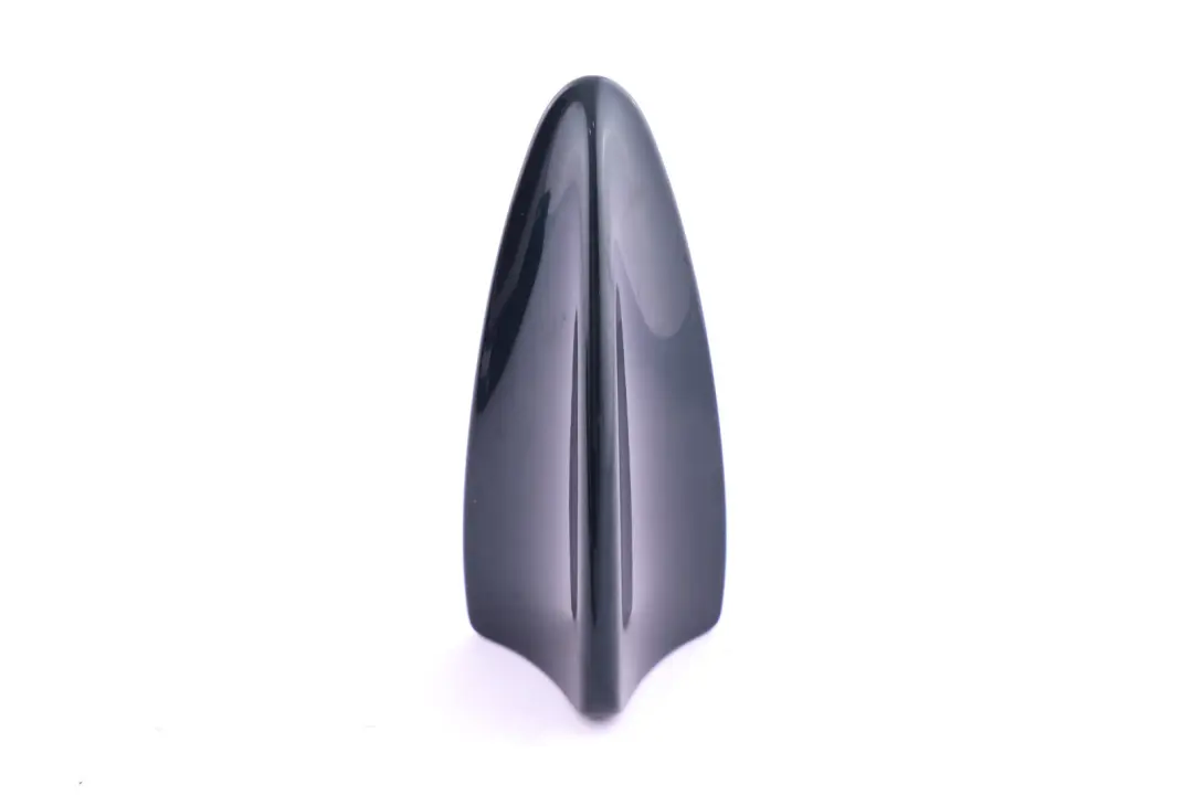 Leergehäuse Dachantenne Lackiert Titangrau II für BMW 5 er E60 mit Teilenummer 9137472 BMW 5 er E60 Leergehäuse Dachantenne Lackiert Titangrau II - SKU 0301273-TG - Teilenummer 9137472