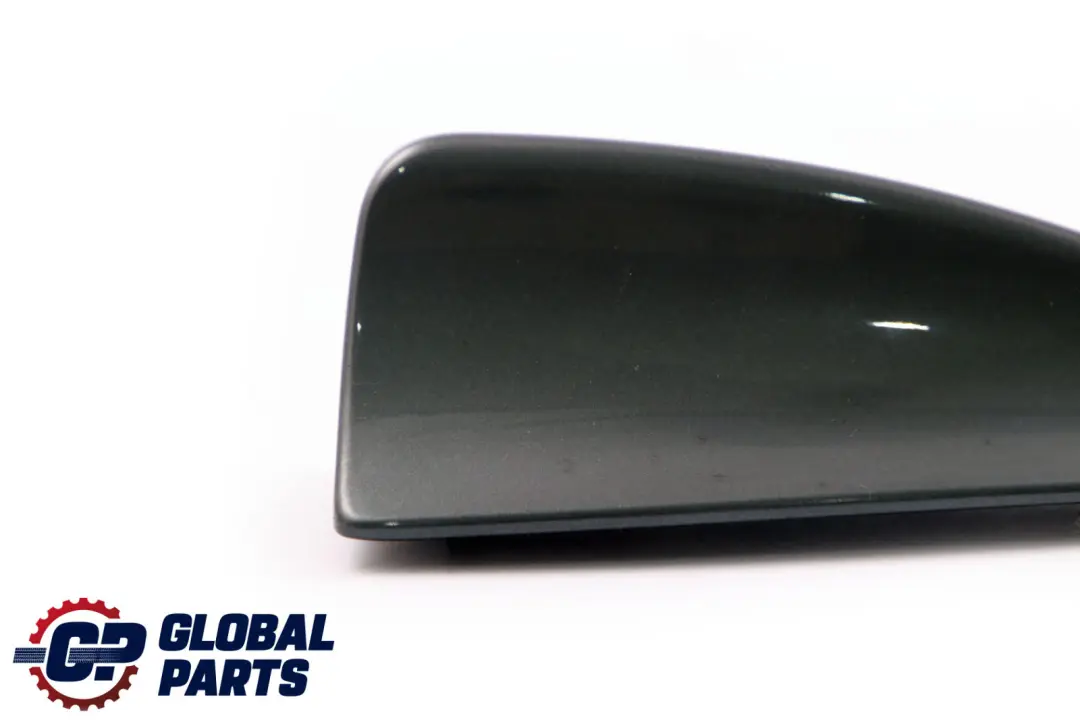 Dachantennensockel Abdeckung Shark Titangrau II Metallic - A08 6944324 für BMW E60 mit Teilenummer 0301273 BMW E60 Dachantennensockel Abdeckung Shark Titangrau II Metallic - A08 6944324 - SKU 0301273-TGR - Teilenummer 0301273