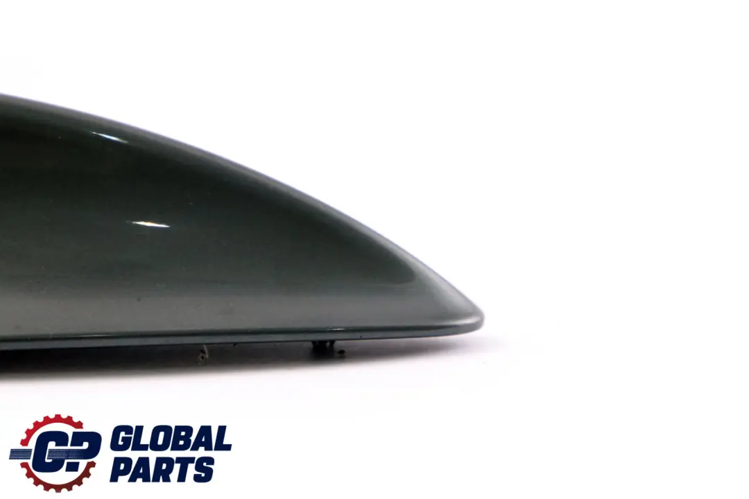 Cubierta Base Antena Techo Para Color Gris Titanio II - A08 6944324 para BMW E60 con número de pieza 0301273 BMW E60 Cubierta Base Antena Techo Para Color Gris Titanio II - A08 6944324 - SKU 0301273-TGR - Número de pieza 0301273