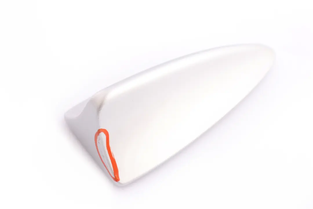 Carcasa Vacia Para Antena De Techo Titansilber Metallic para BMW E60 E60N M5 con número de pieza 301273 BMW E60 E60N M5 Carcasa Vacia Para Antena De Techo Titansilber Metallic - SKU 0301273-TS - Número de pieza 301273