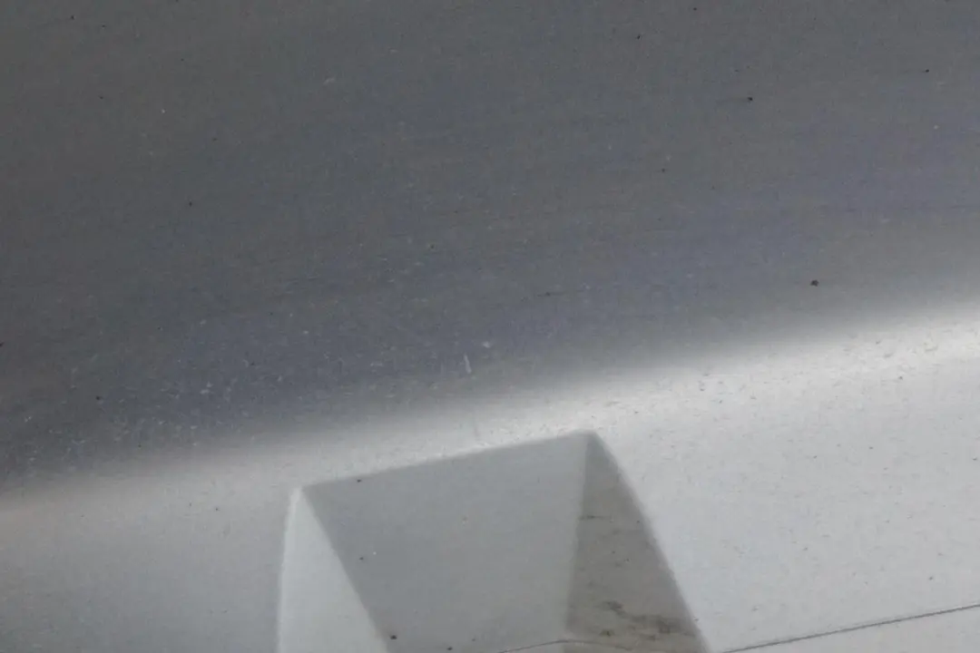 BMW E83 Aerokit Faldon Cubrepuerta Izquierdo Bluewater Metallic 896 - SKU 0302753-WB - Número de pieza 0302753