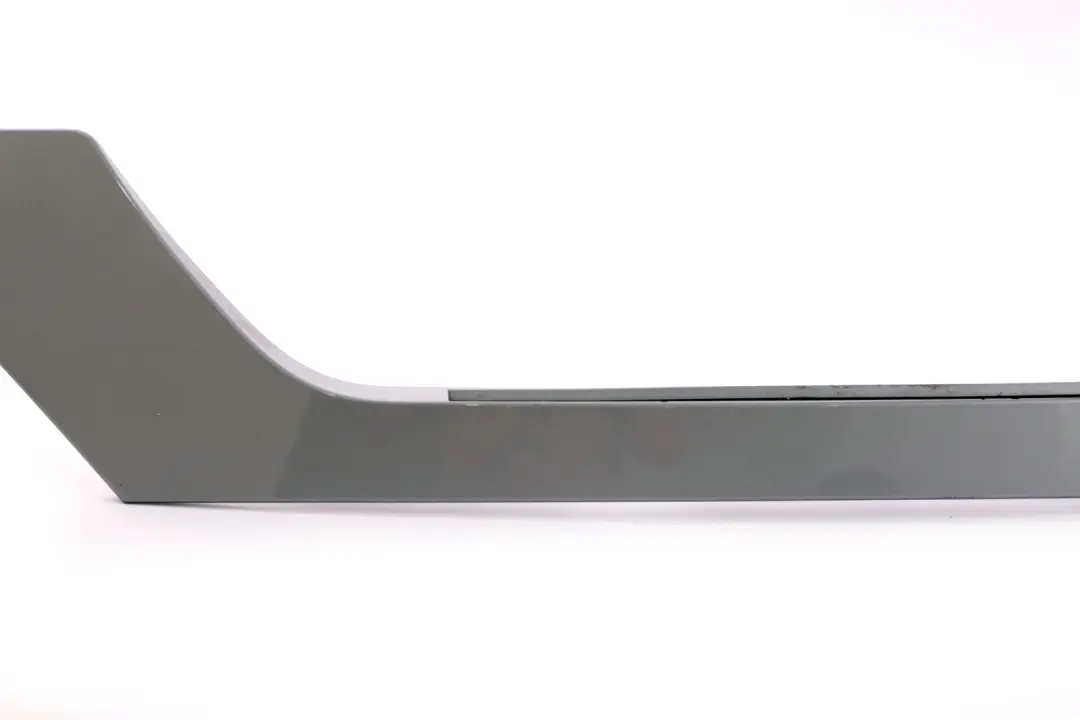 Blende Heckklappe Silbergrau Silber Grau 5113 für BMW X3 er E83 mit Teilenummer 0303042 BMW X3 er E83 Blende Heckklappe Silbergrau Silber Grau 5113 - SKU 0303042-SBG2 - Teilenummer 0303042