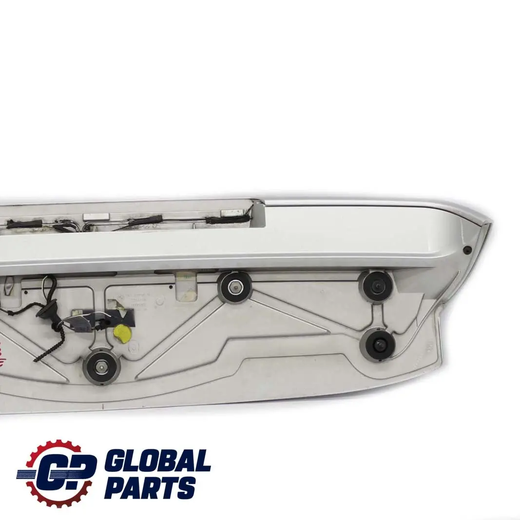Aleron trasero Tapa superior del maletero Techo Titansilber Plata - 354 para BMW E83 con número de pieza 0303044 BMW E83 Aleron trasero Tapa superior del maletero Techo Titansilber Plata - 354 - SKU 0303044-TS3 - Número de pieza 0303044