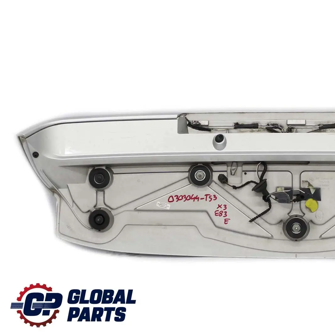 Aleron trasero Tapa superior del maletero Techo Titansilber Plata - 354 para BMW E83 con número de pieza 0303044 BMW E83 Aleron trasero Tapa superior del maletero Techo Titansilber Plata - 354 - SKU 0303044-TS3 - Número de pieza 0303044
