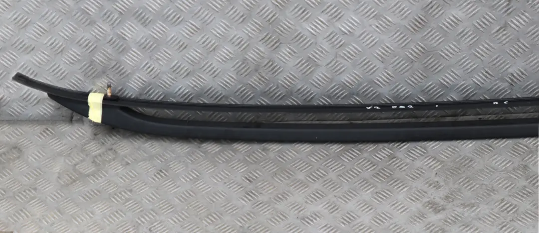 Reihe E83 Dachreling links Black Schwarz Sapphire Metallic 5113 für BMW X3 mit Teilenummer 7052537 BMW X3 Reihe E83 Dachreling links Black Schwarz Sapphire Metallic 5113 - SKU 0304929-BS - Teilenummer 7052537