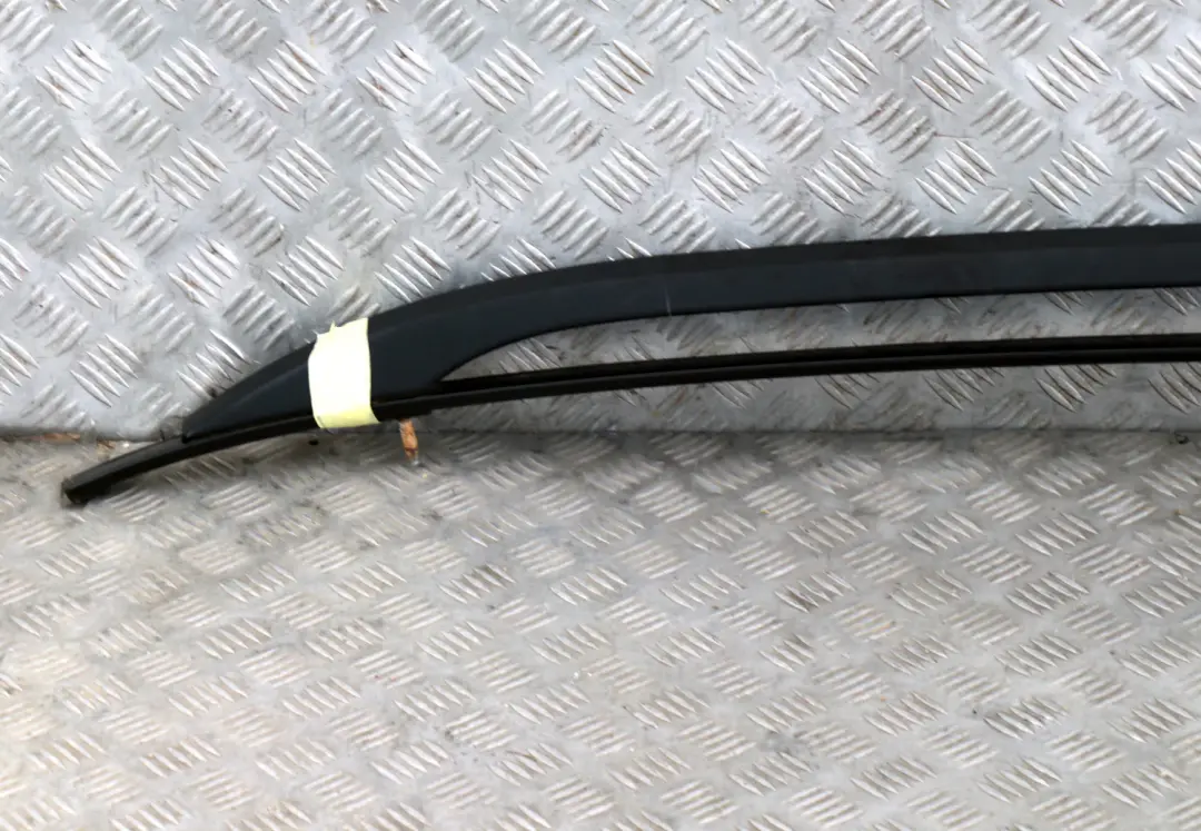 Reihe E83 Dachreling links Black Schwarz Sapphire Metallic 5113 für BMW X3 mit Teilenummer 7052537 BMW X3 Reihe E83 Dachreling links Black Schwarz Sapphire Metallic 5113 - SKU 0304929-BS - Teilenummer 7052537