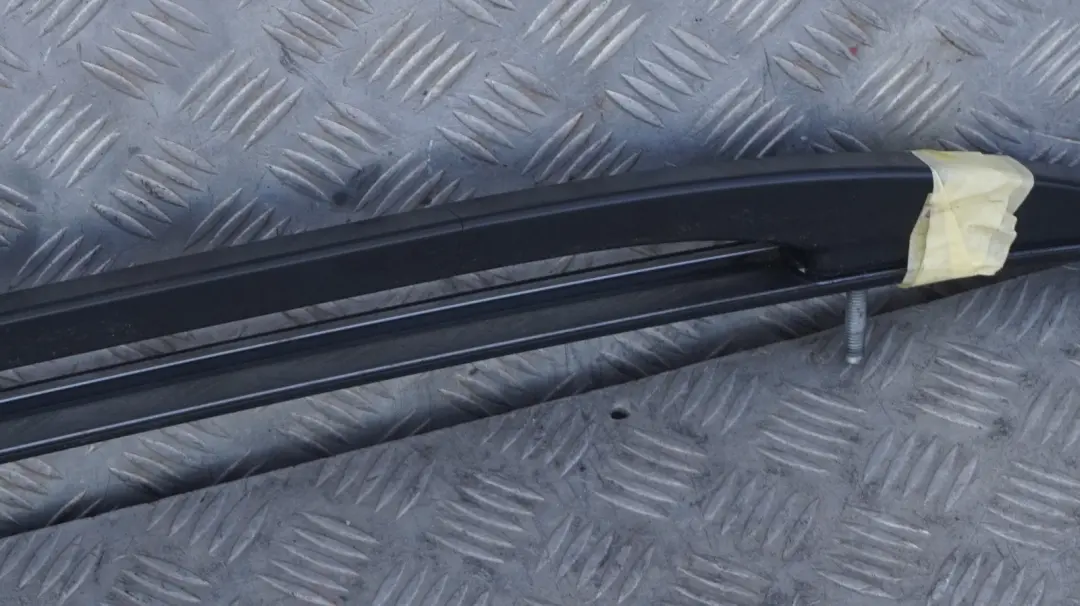 Links Dachreling Gepäckträgerleiste Silbergrau Metallic - A08 für BMW X3 E83 mit Teilenummer 51137052537 BMW X3 E83 Links Dachreling Gepäckträgerleiste Silbergrau Metallic - A08 - SKU 0304929-SBG - Teilenummer 51137052537