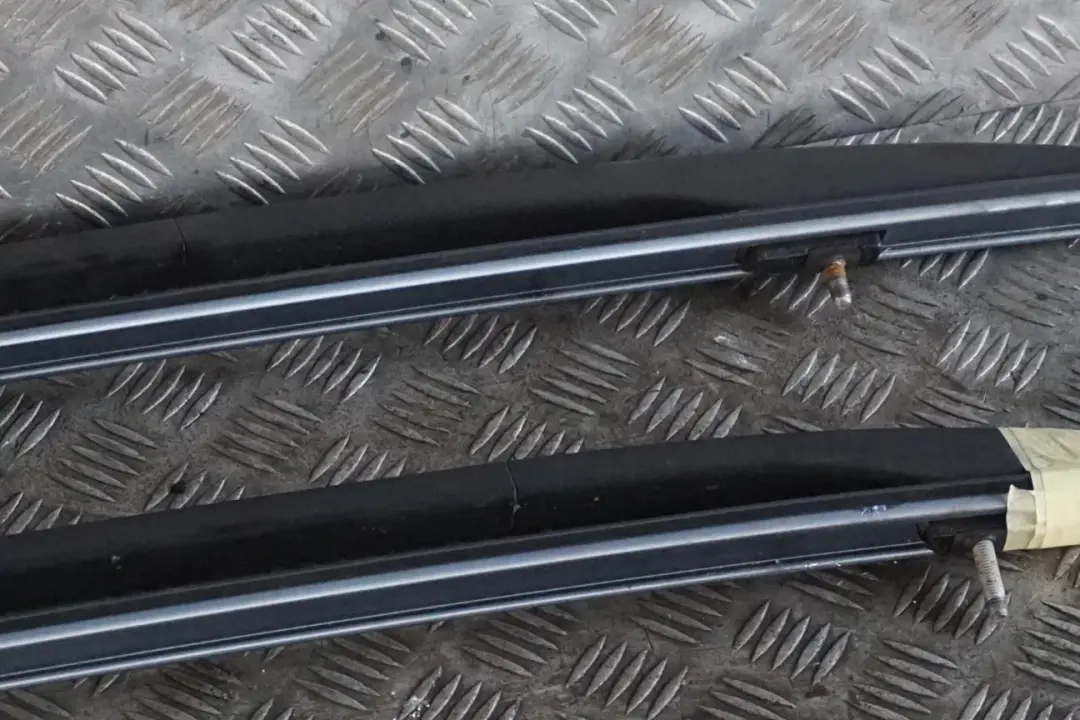 BMW E83 X3 Reling prawy lewy listwa dachowa - SKU 0304929-WB - Numer Części 0304929