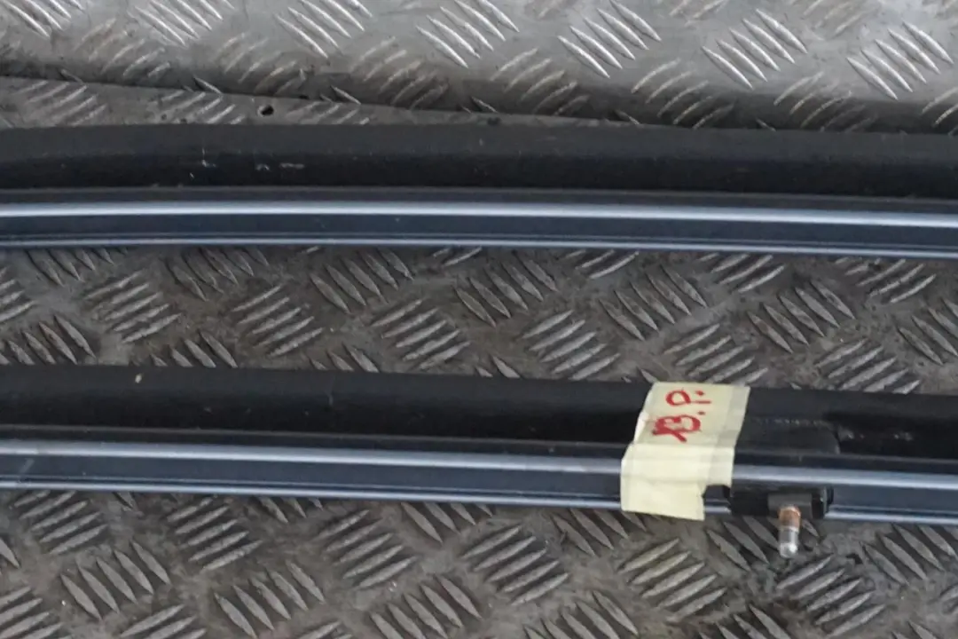 BMW E83 X3 Reling prawy lewy listwa dachowa - SKU 0304929-WB - Numer Części 0304929