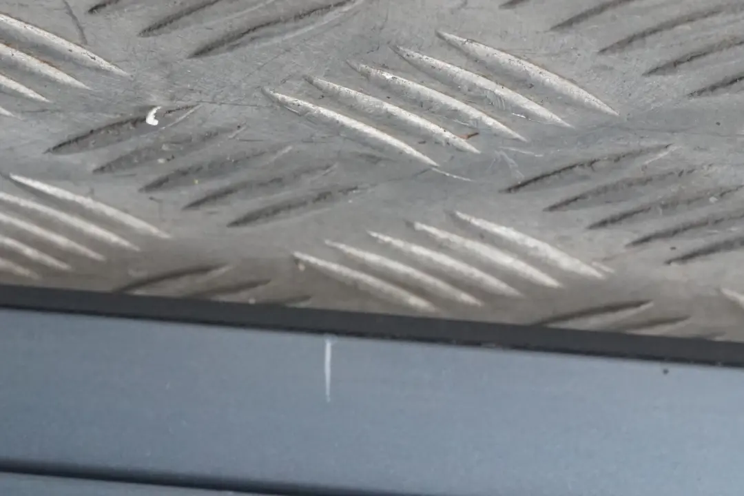 Right O/S Roof Moulding Trim Strip Bluewater Blue - 896 to BMW X3 Series E83 with Part number 0304930 BMW X3 Series E83 Right O/S Roof Moulding Trim Strip Bluewater Blue - 896 - SKU 0304930-WB1 - Part number 0304930