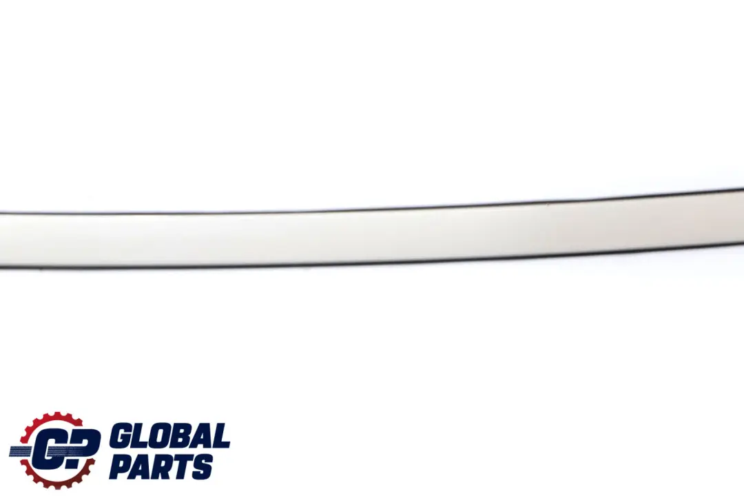 Right O/S Roof Moulding Trim Strip Mineralsilber Silver - A14 to BMW 6 Series E63 with Part number 0304939 BMW 6 Series E63 Right O/S Roof Moulding Trim Strip Mineralsilber Silver - A14 - SKU 0304939-MS - Part number 0304939