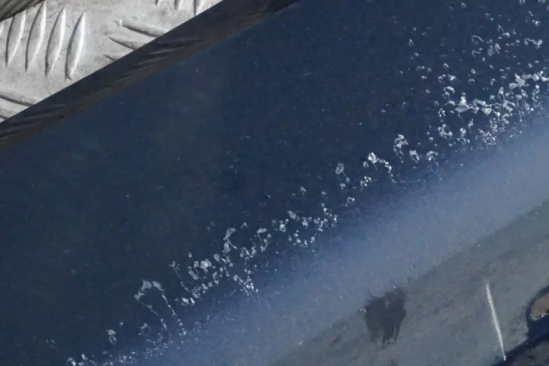 Nakładka próg prawy Mysticblau do BMW E63 E64 o numerze 0304948 BMW E63 E64 Nakładka próg prawy Mysticblau - SKU 0304948-MYS - Numer Części 0304948