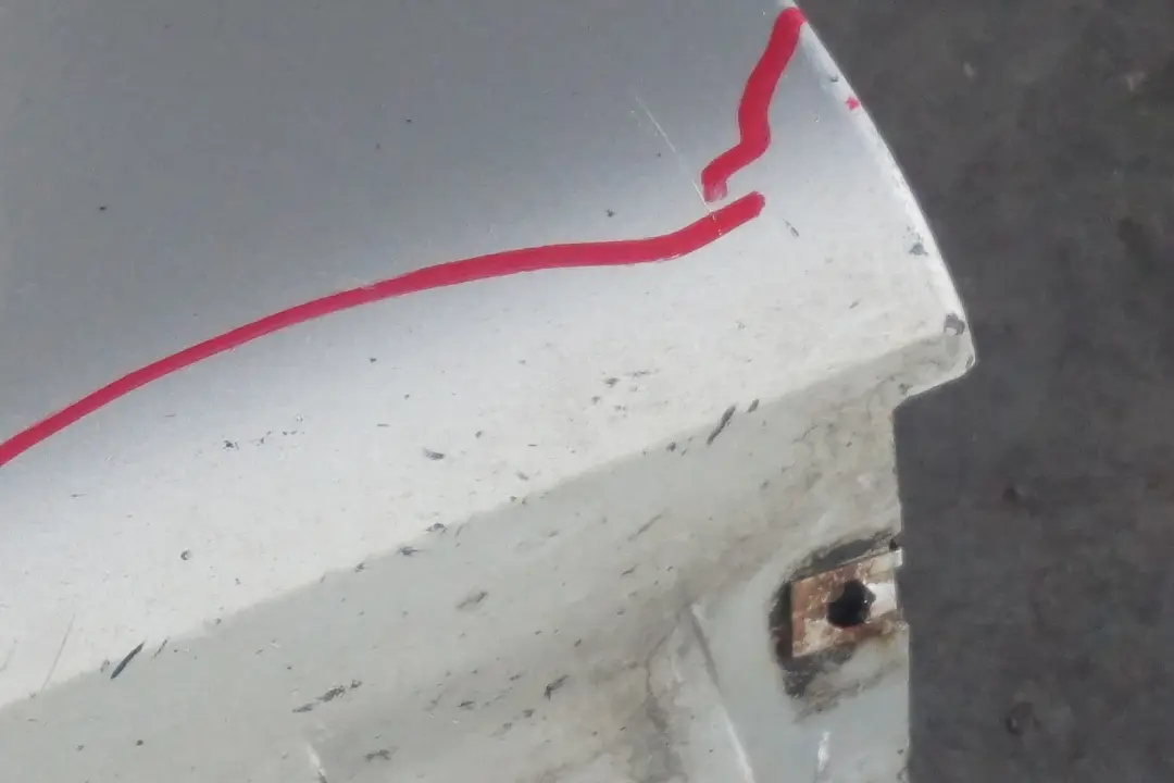 Door Sill Side Cover Skirt Right O/S Titansilber Silver to BMW 6 Series E63 E64 with Part number 0304948 BMW 6 Series E63 E64 Door Sill Side Cover Skirt Right O/S Titansilber Silver - SKU 0304948-TS - Part number 0304948