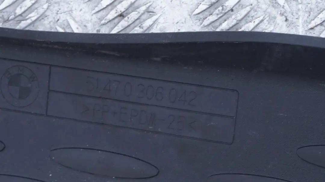 BMW X3 Serie E83 Tappetino di protezione per bagagliaio su misura - SKU 0306042 - Numero di parte 0306042