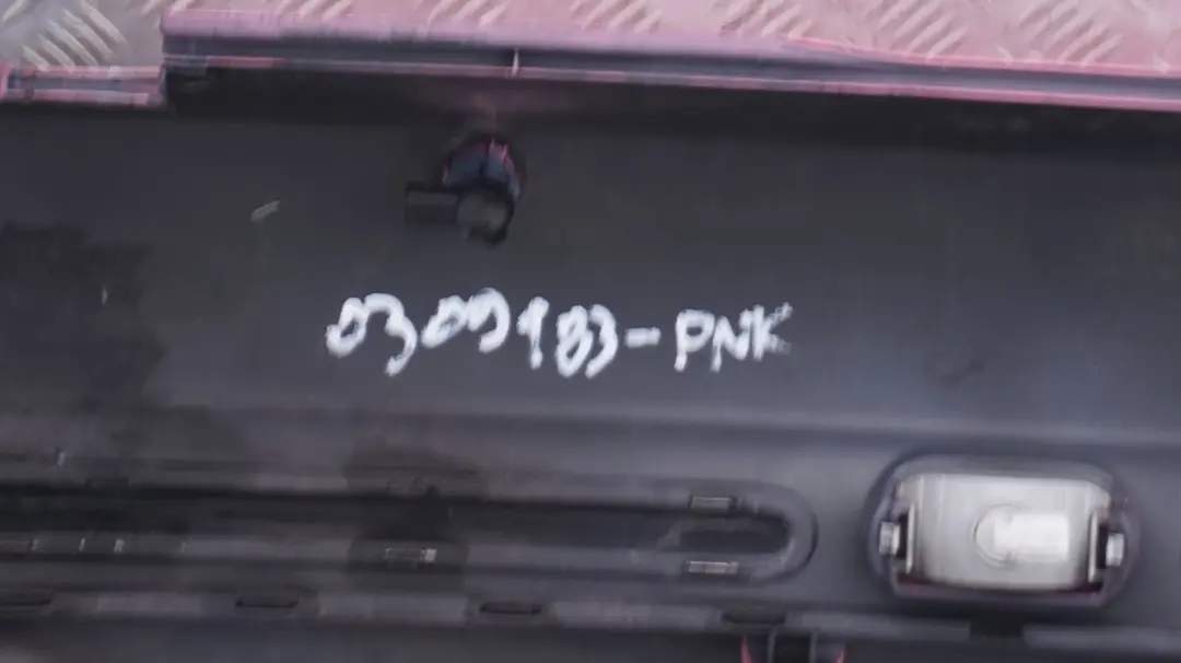 Paraurti Posteriore Delle Glittering Donne Fucsia per Mini R52 Cabrio con numero di parte 0309183 Mini R52 Cabrio Paraurti Posteriore Delle Glittering Donne Fucsia - SKU 0309183-PNK - Numero di parte 0309183