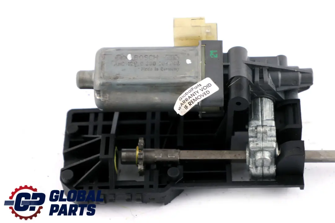 Front Left N/S Seat Adjustment Drive Motor Bosch 0 390 201 995 to BMW 5 Series E60 with Part number 0390201995 BMW 5 Series E60 Front Left N/S Seat Adjustment Drive Motor Bosch 0 390 201 995 - SKU 0390201995-1 - Part number 0390201995