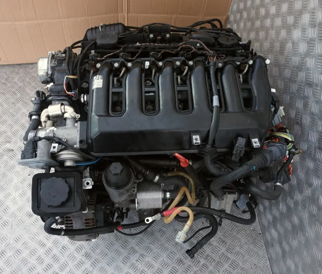 M57N Motore Completo 306D4 272HP 159 000km GARANZIA per BMW E60 E61 535d Diesel con numero di parte 0392262 BMW E60 E61 535d Diesel M57N Motore Completo 306D4 272HP 159 000km GARANZIA - SKU 0392262-1 - Numero di parte 0392262