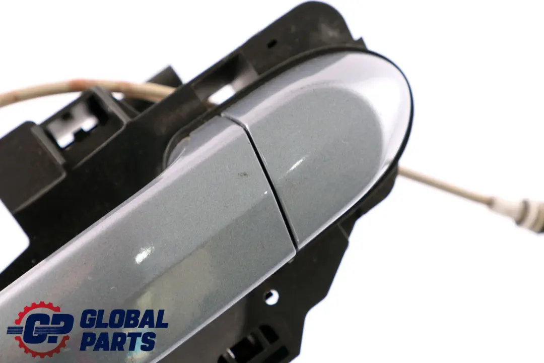 Complete Grab Handle Front Left N/S Quartz Blau Blue to BMW 1 Series E81 E87 with Part number 0392545 BMW 1 Series E81 E87 Complete Grab Handle Front Left N/S Quartz Blau Blue - SKU 0392545-QB - Part number 0392545