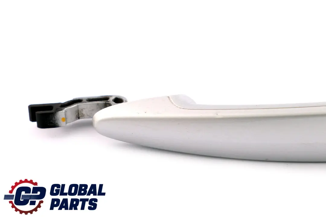 BMW 1 2 E81 E82 E87 Asa de Agarre Izquierda Delantera Trasera Titansilber Plata - SKU 0392545-TS2 - Número de pieza 0392545
