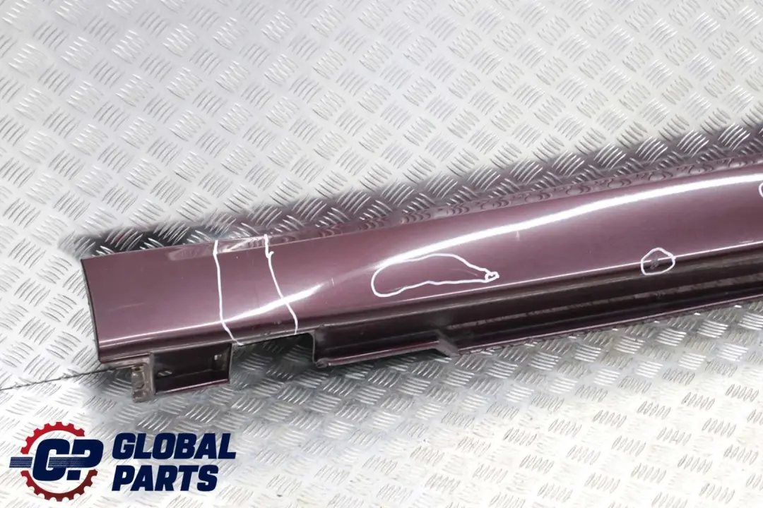 Faldon De umbral De puerta derecho Barberarot Rojo Barbera - A39 para BMW E65 con número de pieza 0395482 BMW E65 Faldon De umbral De puerta derecho Barberarot Rojo Barbera - A39 - SKU 0395482-BAR - Número de pieza 0395482