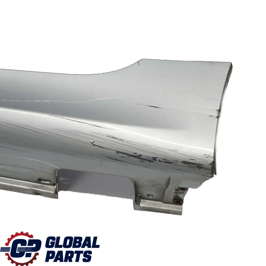 Schwellerleiste Schweller Blende Links Silverstone für BMW 5 E60 E61 M Sport M5 mit Teilenummer 0396899 BMW 5 E60 E61 M Sport M5 Schwellerleiste Schweller Blende Links Silverstone - SKU 0396899-SIL - Teilenummer 0396899