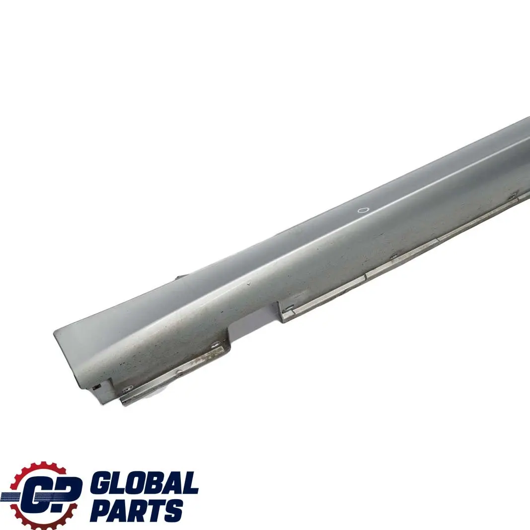 BMW 5 E60 E61 M Sport M5 Bas de Porte Seuil Fa?ade Gauche Silverstone - SKU 0396899-SIL - Numéro de pièce 0396899
