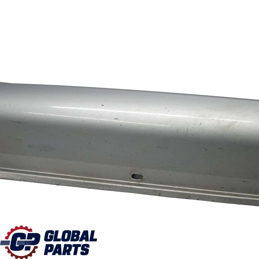 Schwellerleiste Schweller Blende Rechts Silverstone für BMW 5 E60 E61 M5 M Sport mit Teilenummer 0396900 BMW 5 E60 E61 M5 M Sport Schwellerleiste Schweller Blende Rechts Silverstone - SKU 0396900-SIL - Teilenummer 0396900