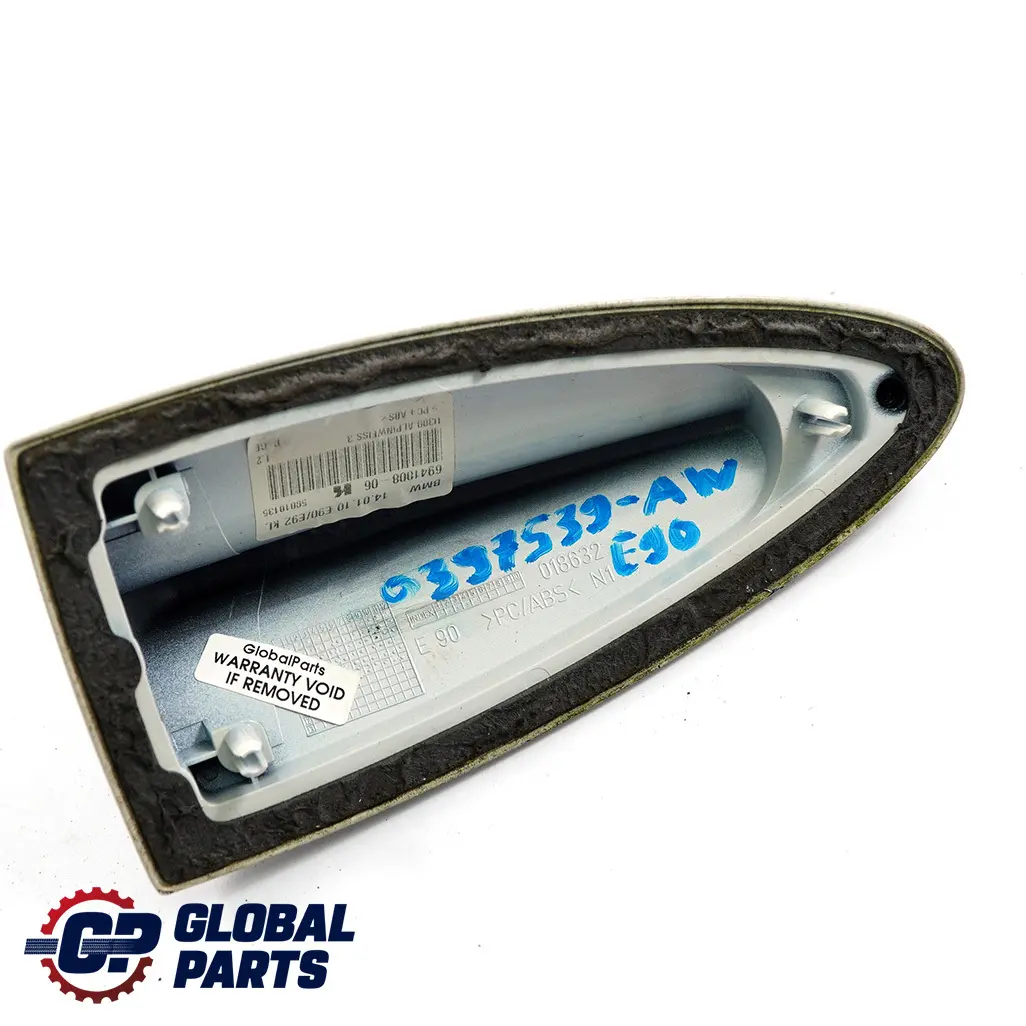 Osłona Anteny Rekin Dach Alpinweiss do BMW E90 E92 o numerze 0397539 BMW E90 E92 Osłona Anteny Rekin Dach Alpinweiss - SKU 0397539-AW - Numer Części 0397539