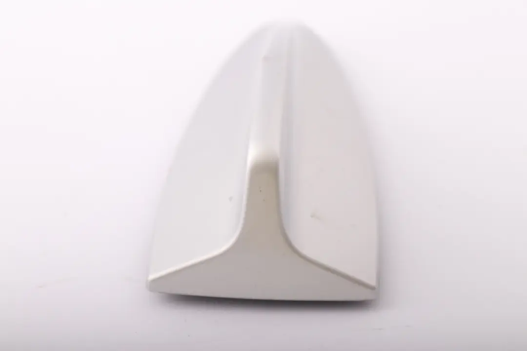 Empty Housing For Roof Antenna Titansilber Silver to BMW 3 Series E82 E90 E92 with Part number 0397539 BMW 3 Series E82 E90 E92 Empty Housing For Roof Antenna Titansilber Silver - SKU 0397539-TS1 - Part number 0397539