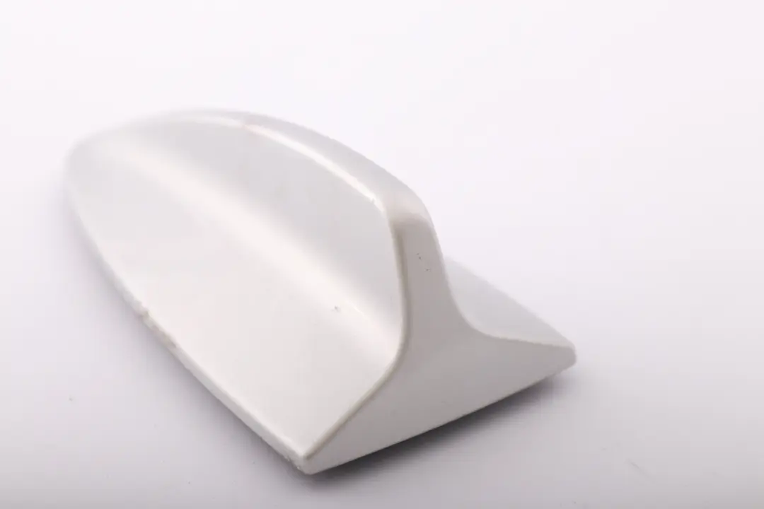 Empty Housing For Roof Antenna Titansilber Silver to BMW 3 Series E82 E90 E92 with Part number 0397539 BMW 3 Series E82 E90 E92 Empty Housing For Roof Antenna Titansilber Silver - SKU 0397539-TS1 - Part number 0397539