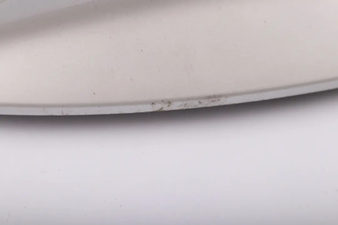 Leergehäuse Dachantenne Lackiert Titansilber für BMW 3 er E82 E90 E92 mit Teilenummer 0397539 BMW 3 er E82 E90 E92 Leergehäuse Dachantenne Lackiert Titansilber - SKU 0397539-TS1 - Teilenummer 0397539