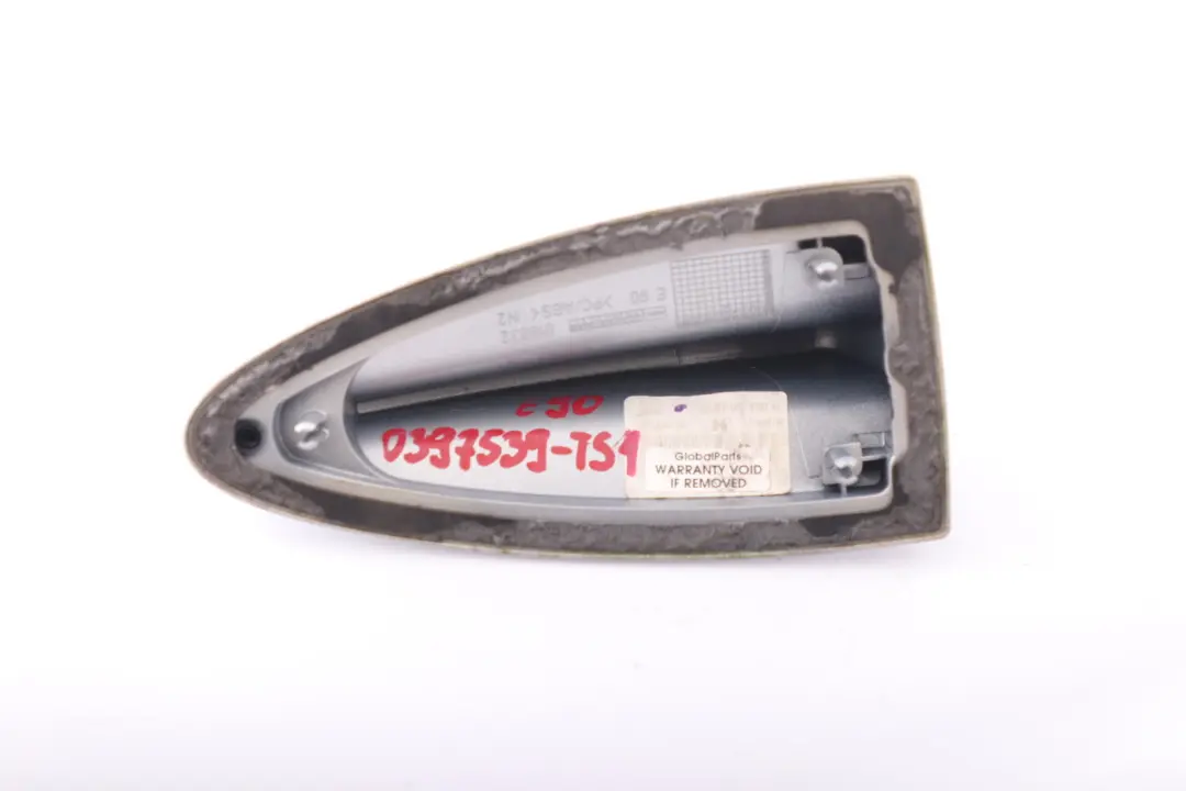 Leergehäuse Dachantenne Lackiert Titansilber für BMW 3 er E82 E90 E92 mit Teilenummer 0397539 BMW 3 er E82 E90 E92 Leergehäuse Dachantenne Lackiert Titansilber - SKU 0397539-TS1 - Teilenummer 0397539