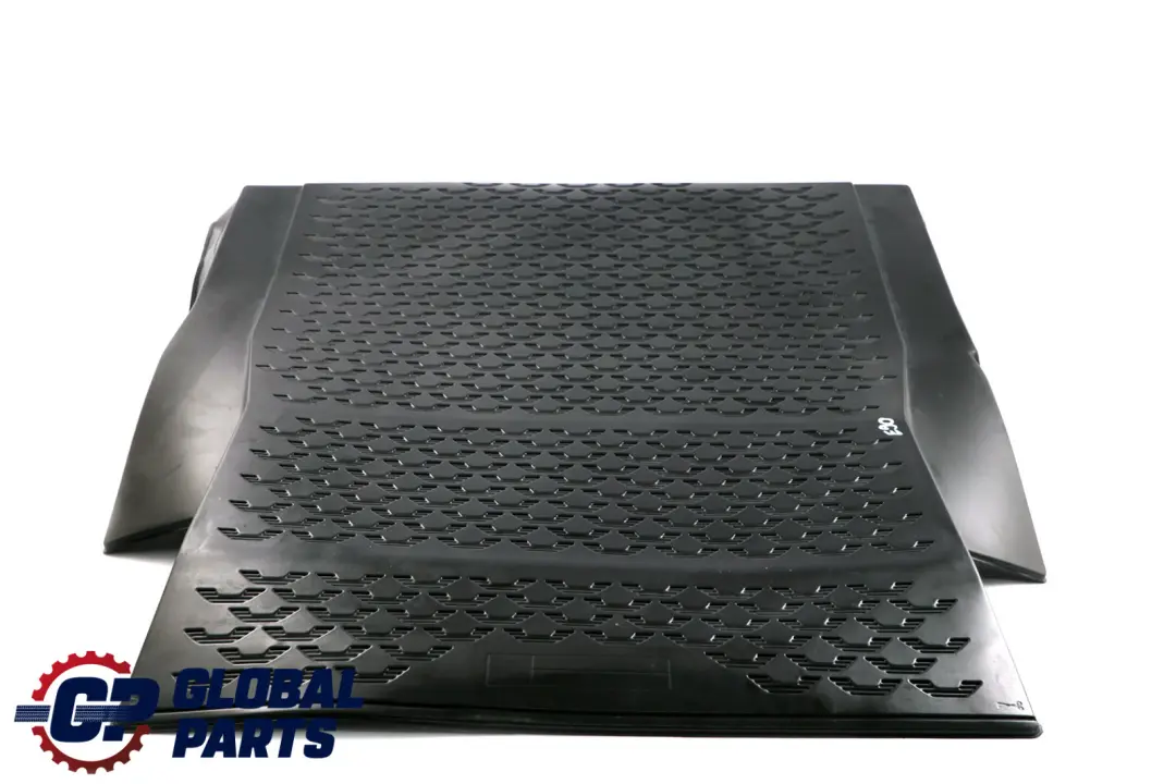 Fitted Tailored Luggage Compartment Cover Boot Mat to BMW 3 Series E90 E92 with Part number 0397600 BMW 3 Series E90 E92 Fitted Tailored Luggage Compartment Cover Boot Mat - SKU 0397600 - Part number 0397600