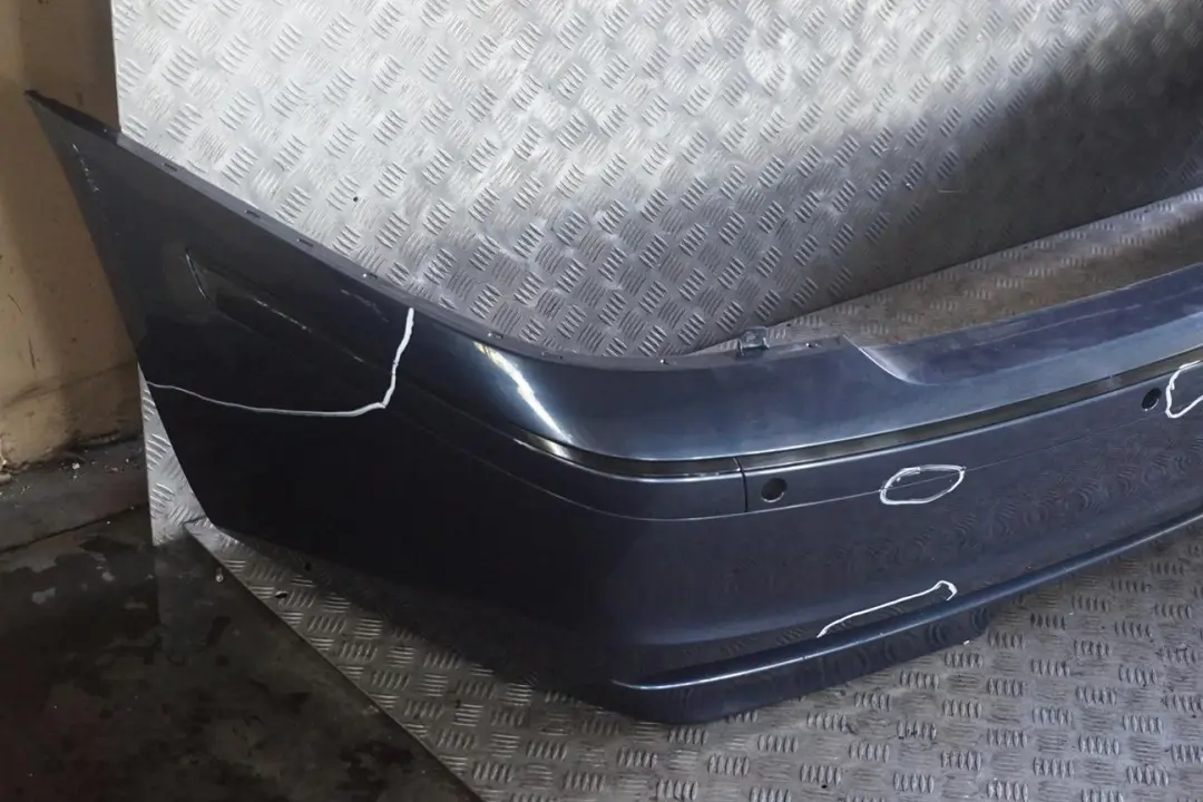 Zderzak tylny tył Toledoblau do BMW E65 E66 E67 o numerze 0399100 BMW E65 E66 E67 Zderzak tylny tył Toledoblau - SKU 0399100-TDB - Numer Części 0399100