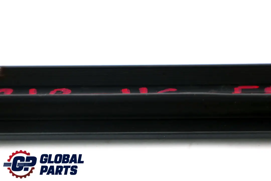 Right O/S Windscreen Drip Moulding Trim Highland Green to BMW X3 Series E83 with Part number 0403319 BMW X3 Series E83 Right O/S Windscreen Drip Moulding Trim Highland Green - SKU 0403319-HG - Part number 0403319